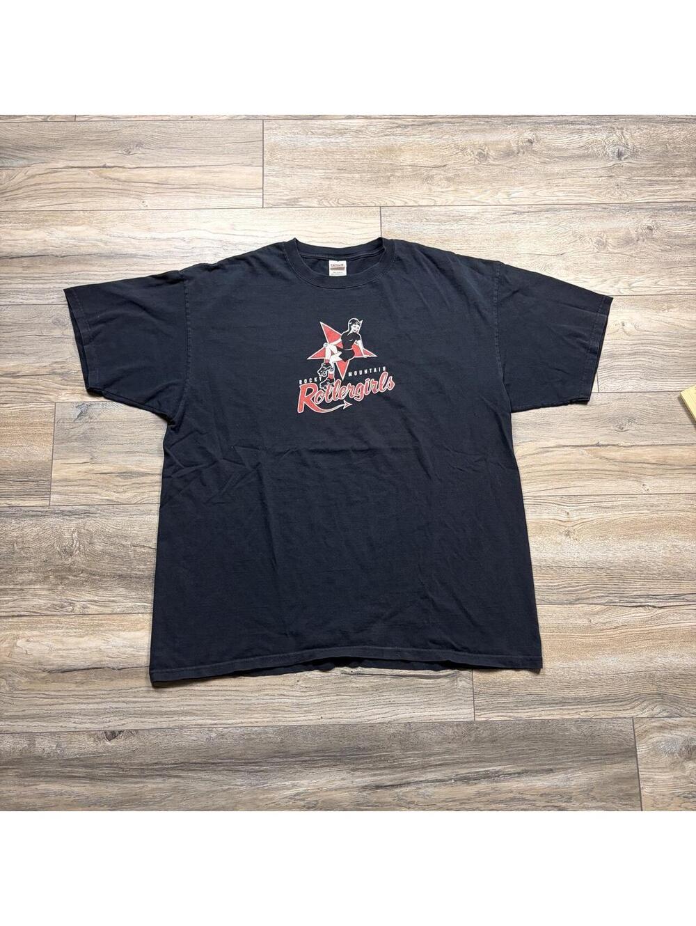 Roller Rabbit Men's Black Tshirt